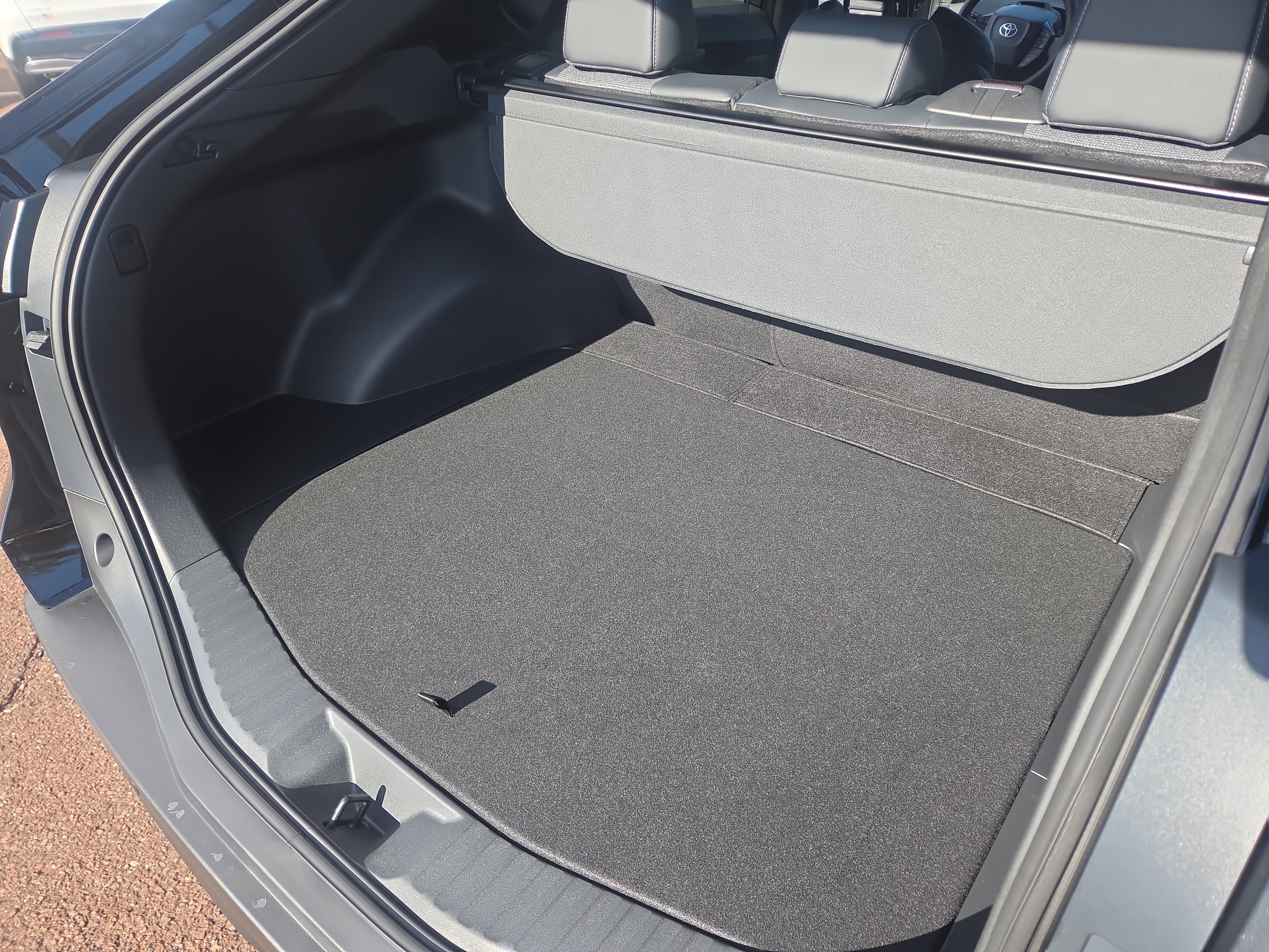 Certified 2026 Toyota bZ XLE AWD image 32