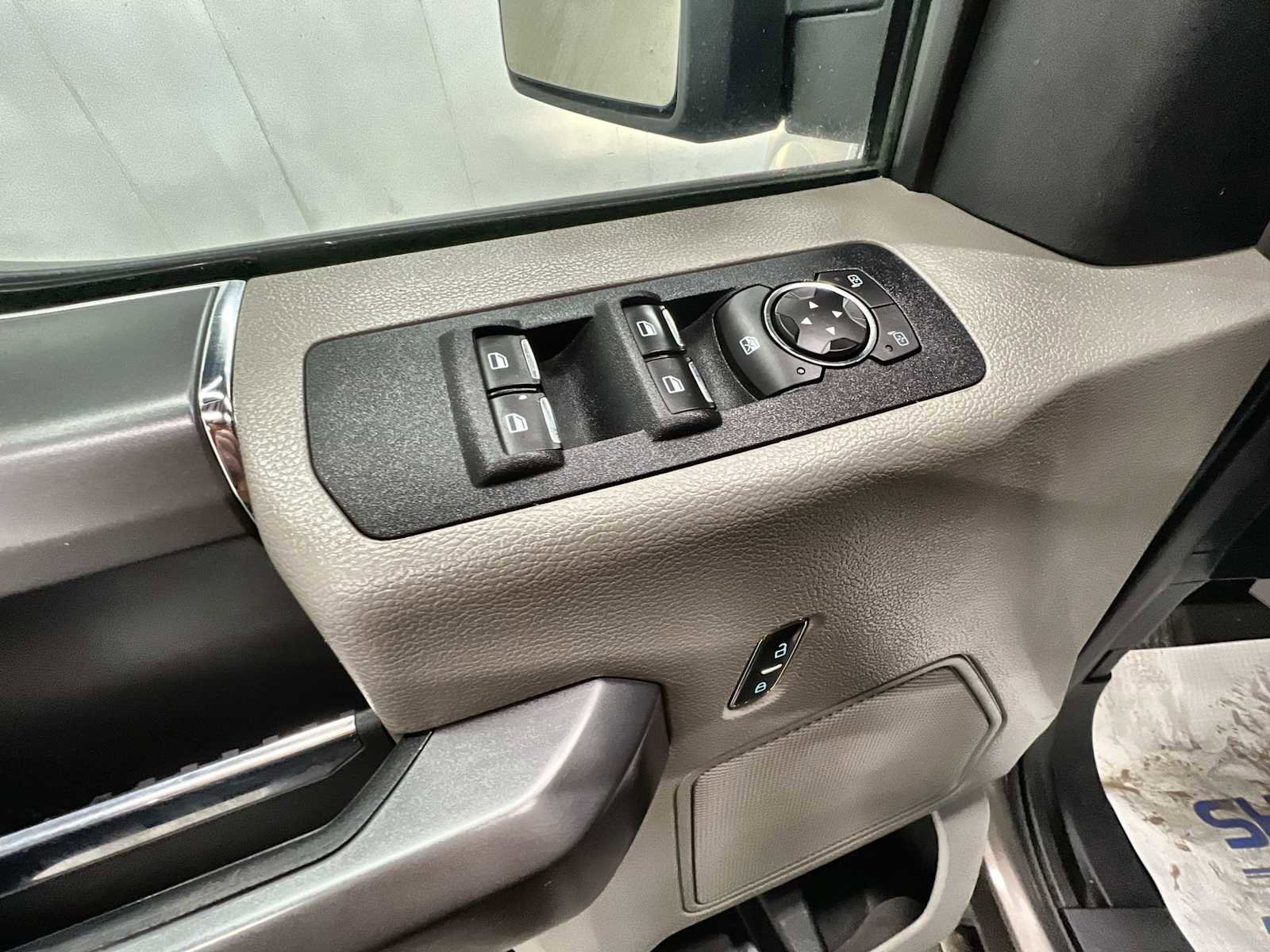 Used 2020 Ford F150 XLT w/ Equipment Group 302A Luxury image 16