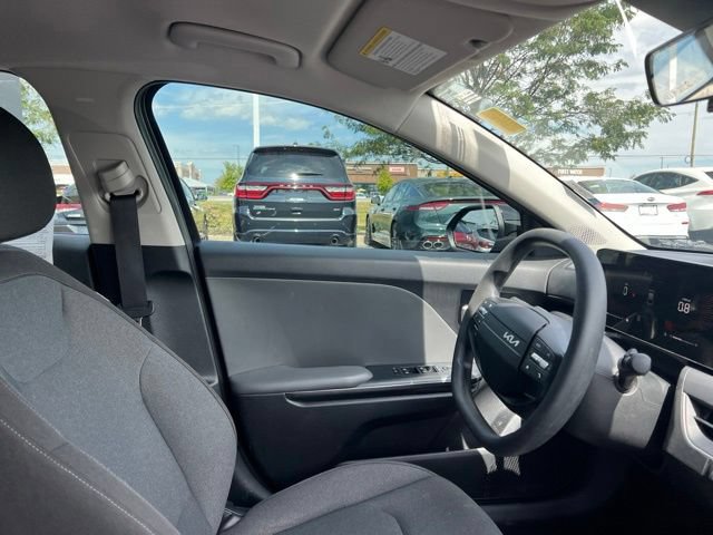 Certified 2025 Kia K4 FWD image 33