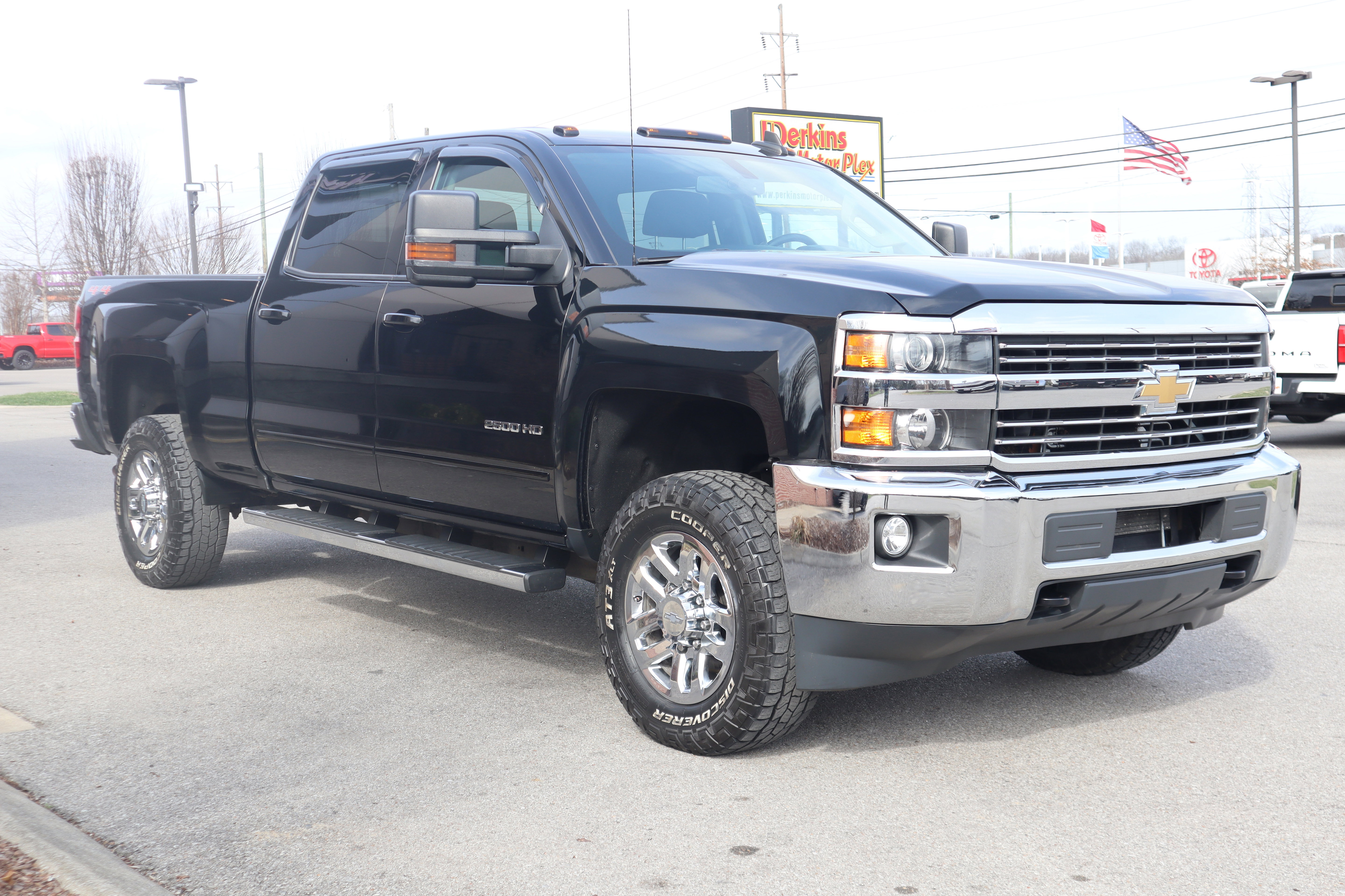 Used 2016 Chevrolet Silverado 2500 LT w/ LT Convenience Package image 4