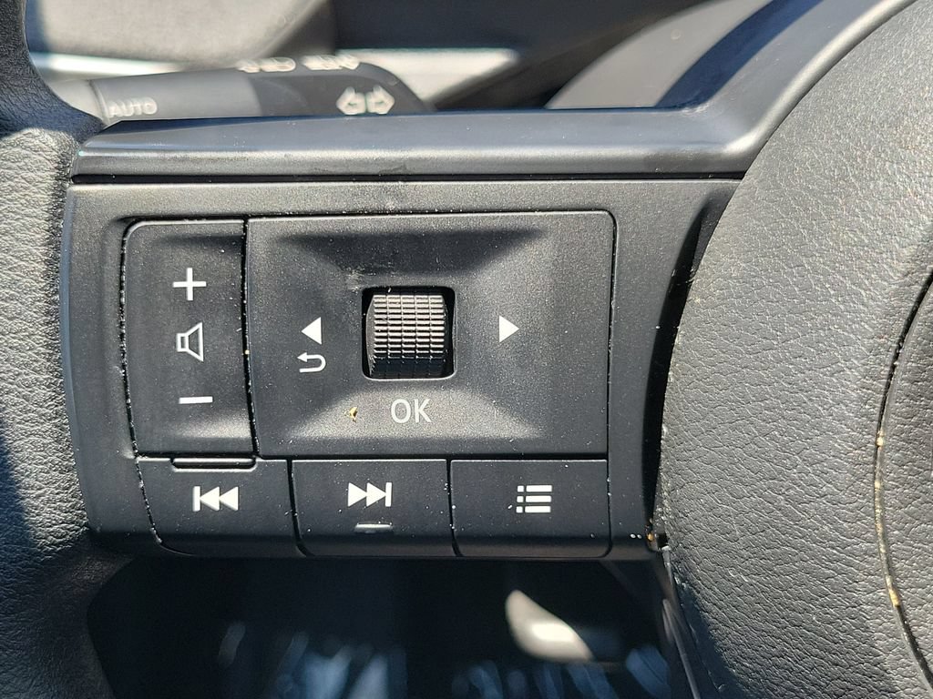 Certified 2026 Nissan Kicks SV w/ SV Premium Package FWD image 28