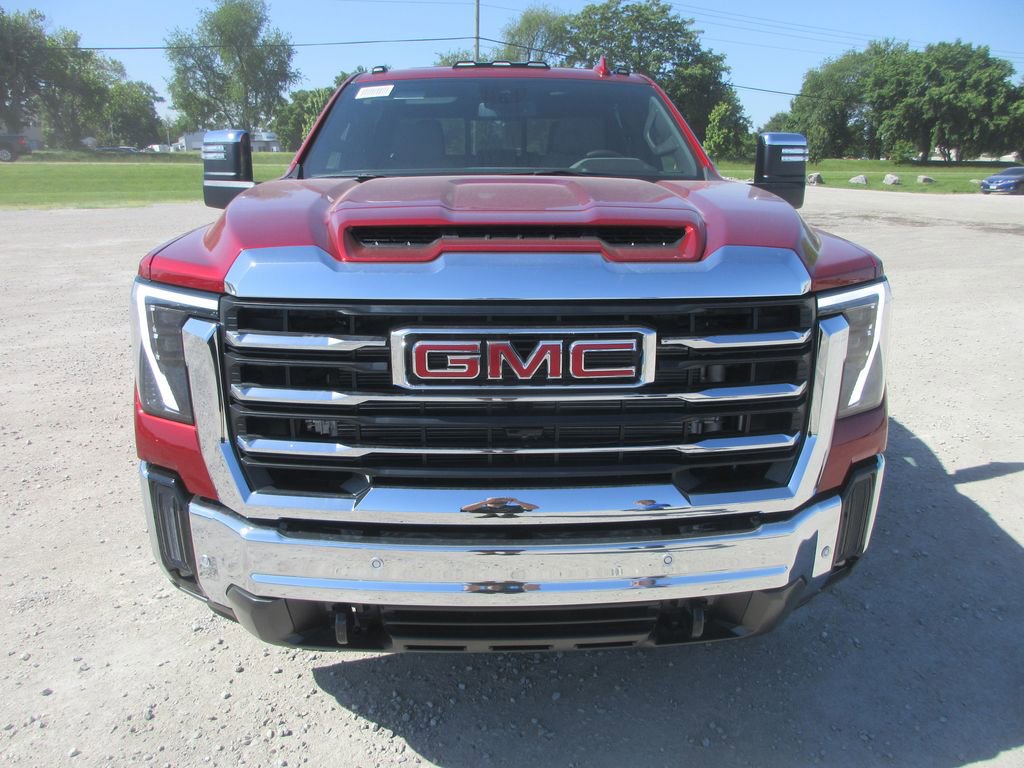 New 2026 GMC Sierra 3500 SLT w/ SLT Premium Package AWD/4WD image 12