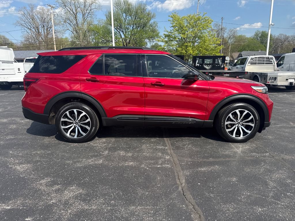 Used 2023 Ford Explorer ST AWD/4WD image 6