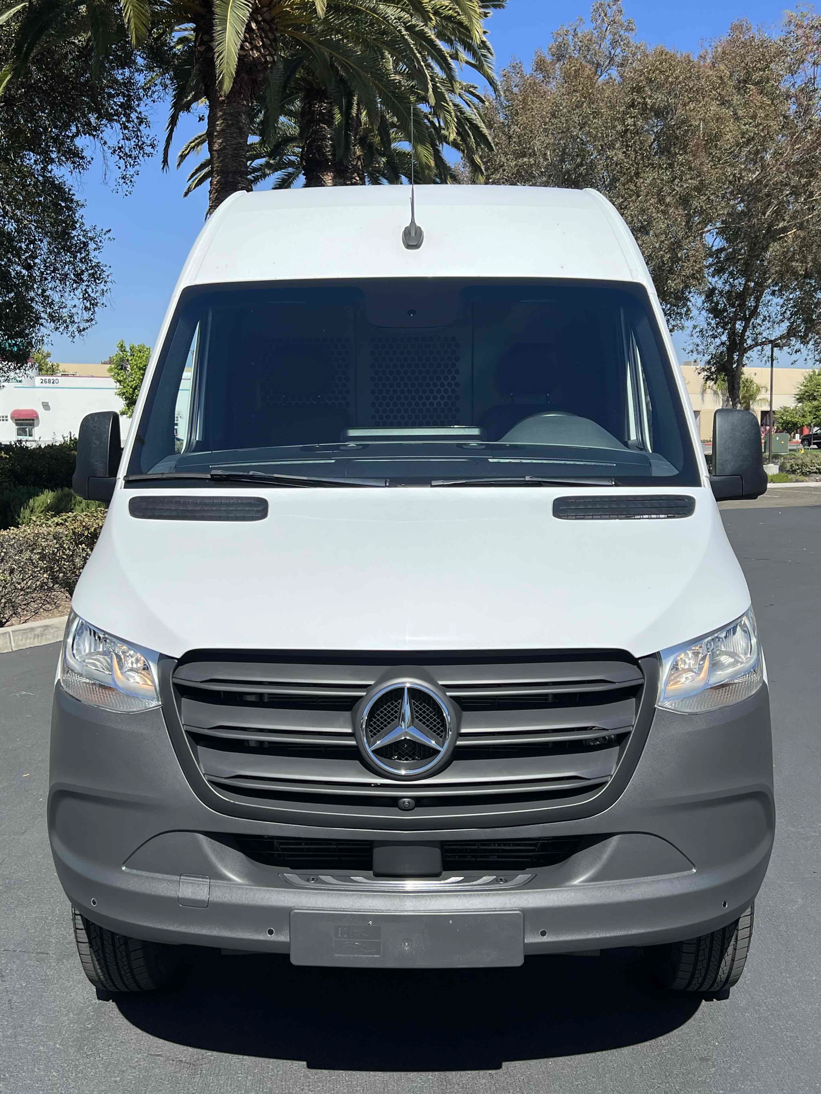 Used 2022 Mercedes-Benz Sprinter 2500 image 47