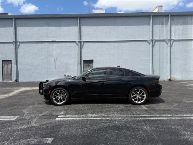 Used 2021 Dodge Charger SXT w/ Plus Group image 4