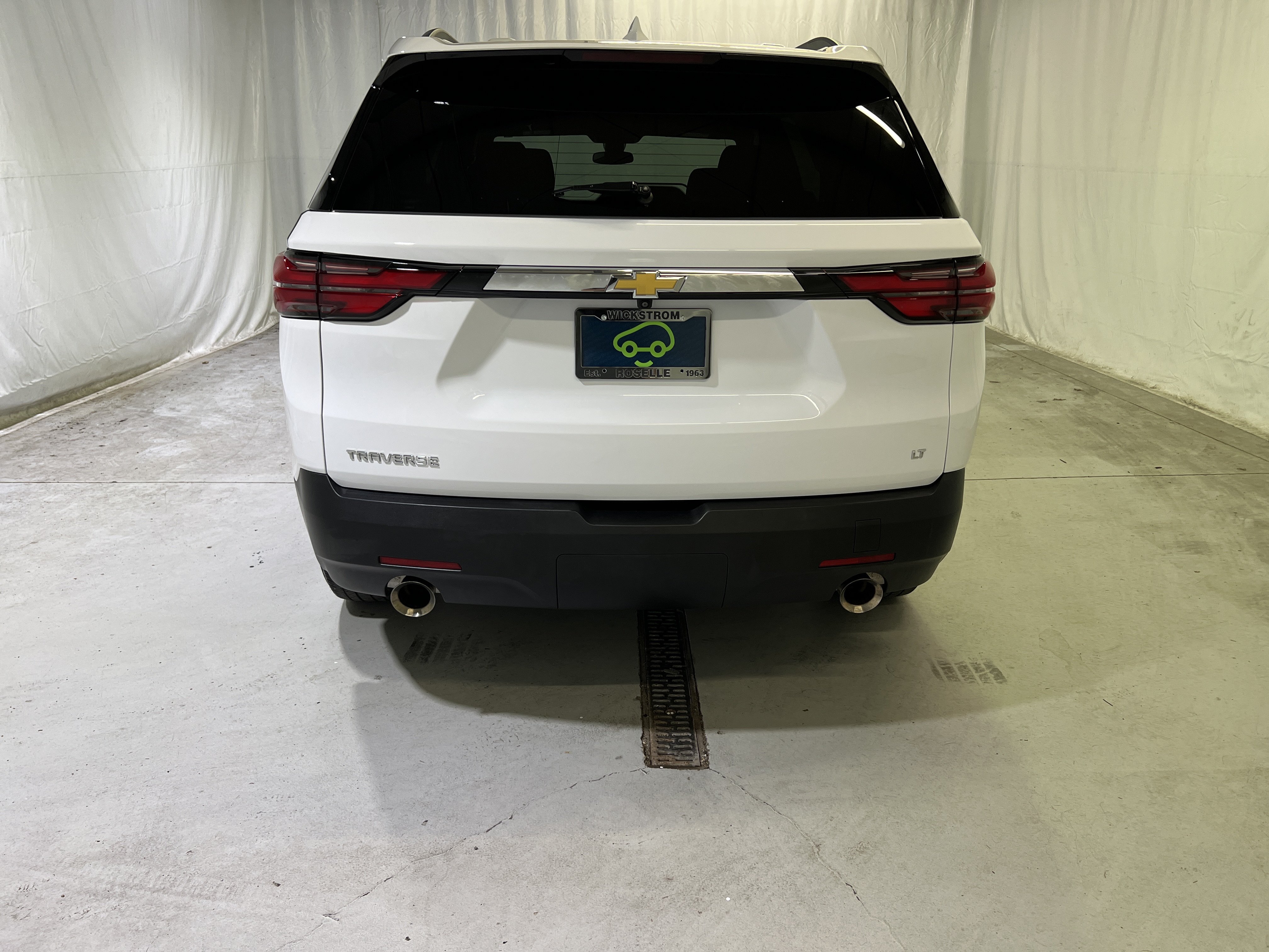 Certified 2023 Chevrolet Traverse LT FWD image 9