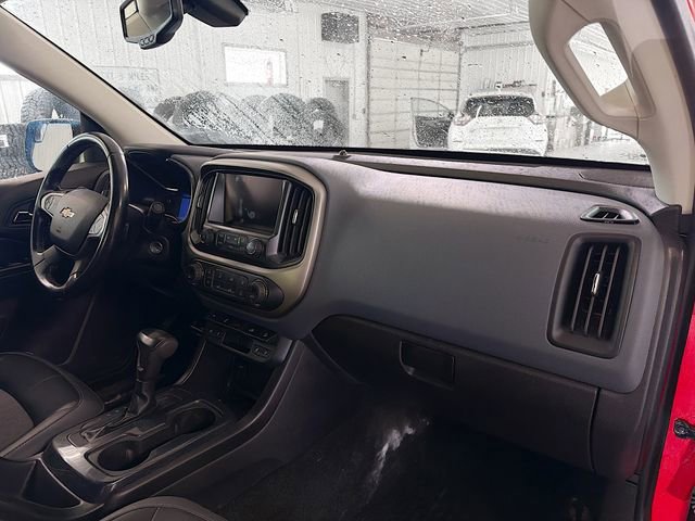 Used 2018 Chevrolet Colorado Z71 AWD/4WD image 12