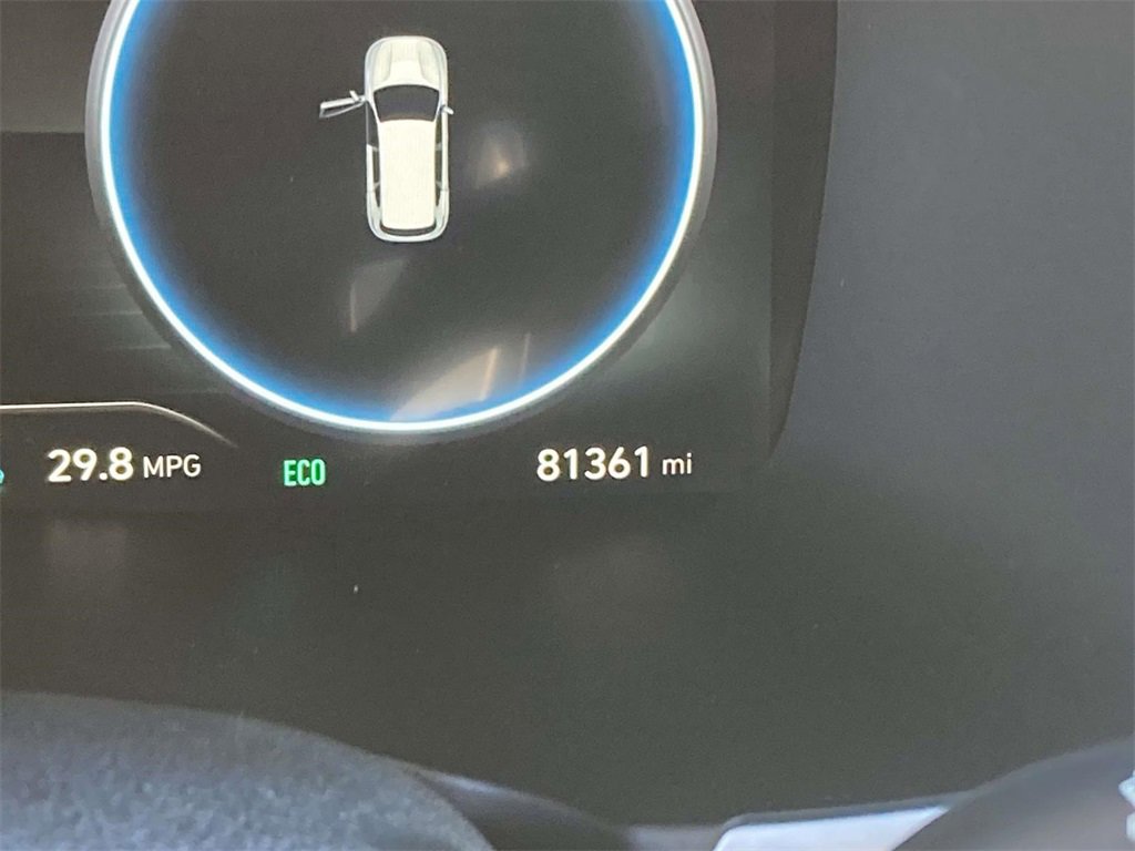 Used 2021 Hyundai Santa Fe Limited w/ Cargo Package image 22