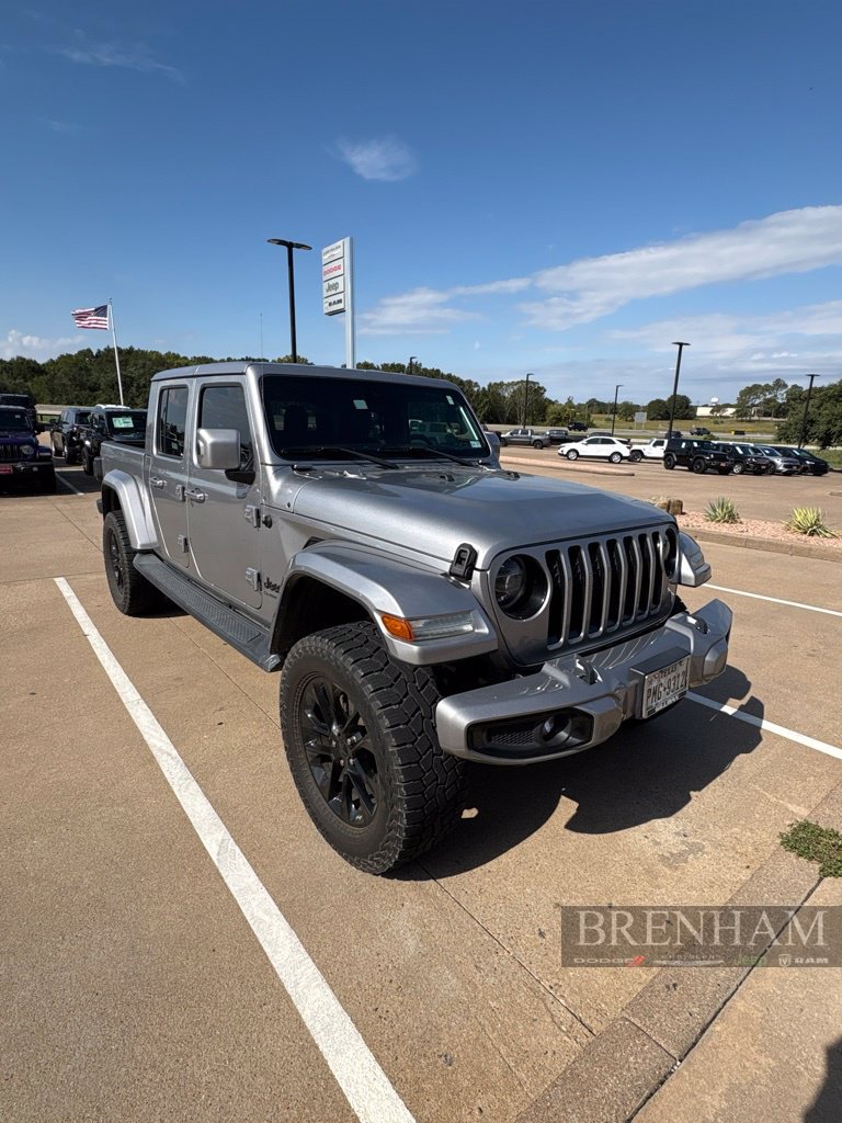 Used 2021 Jeep Gladiator Overland AWD/4WD image 2