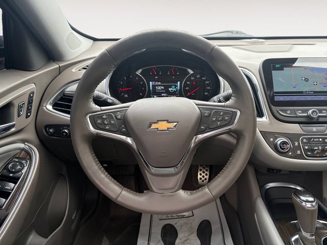 Used 2017 Chevrolet Malibu Premier w/ Premier Sun and Wheel Package FWD image 12