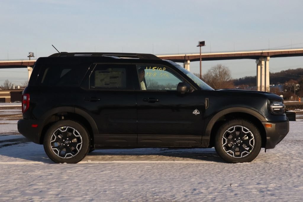 New 2025 Ford Bronco Sport Outer Banks w/ Outer Banks Tech Package+ AWD/4WD image 9