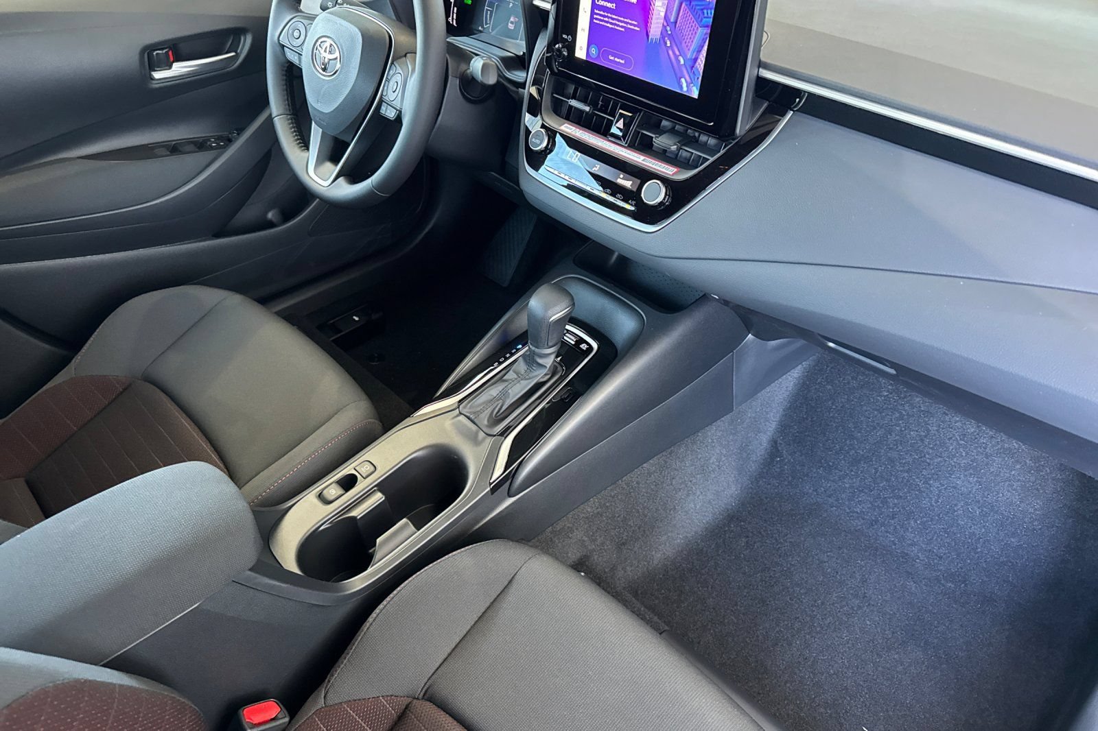 New 2026 Toyota Corolla SE FWD image 17