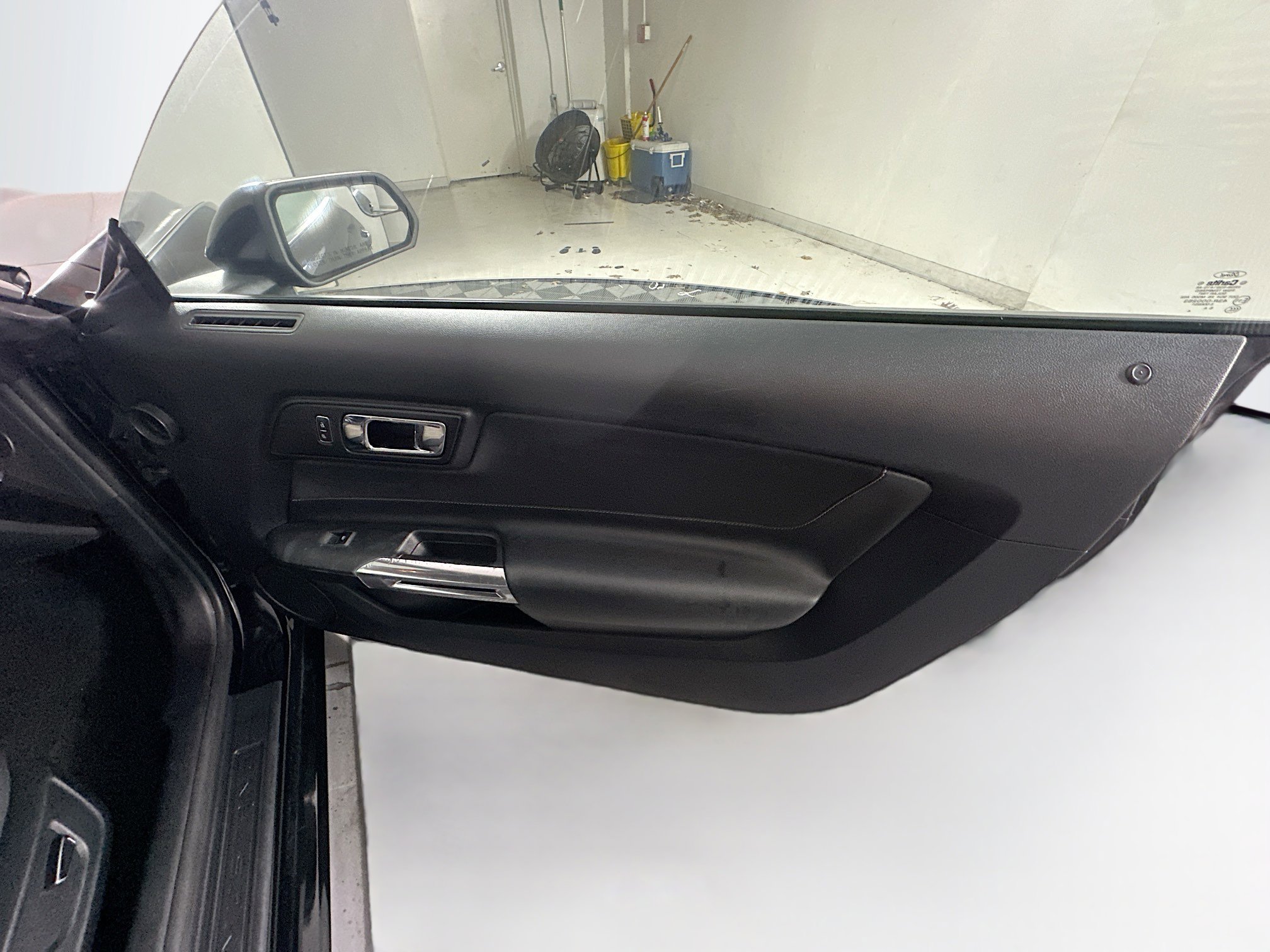 Used 2016 Ford Mustang Coupe image 28