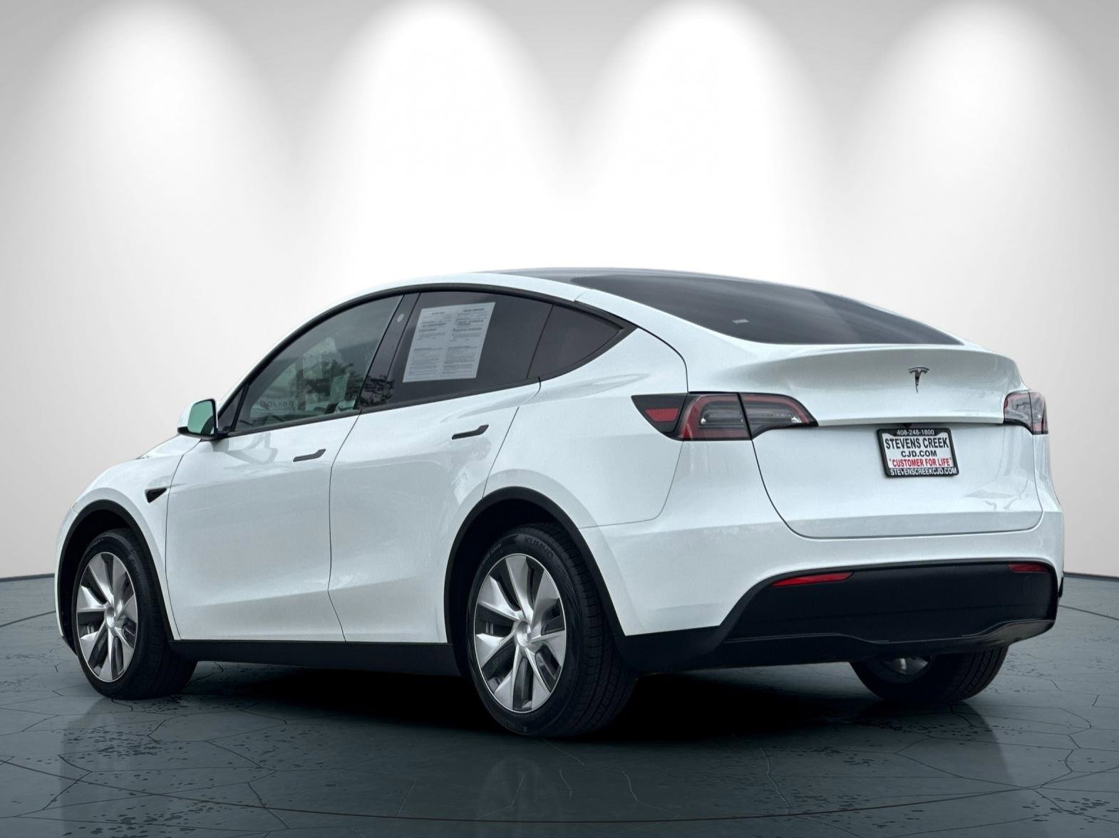 Used 2023 Tesla Model Y Long Range image 6