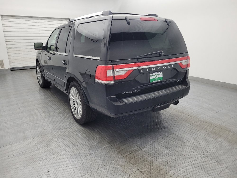Used 2015 Lincoln Navigator 4WD w/ Equipment Group 101A Reserve image 5
