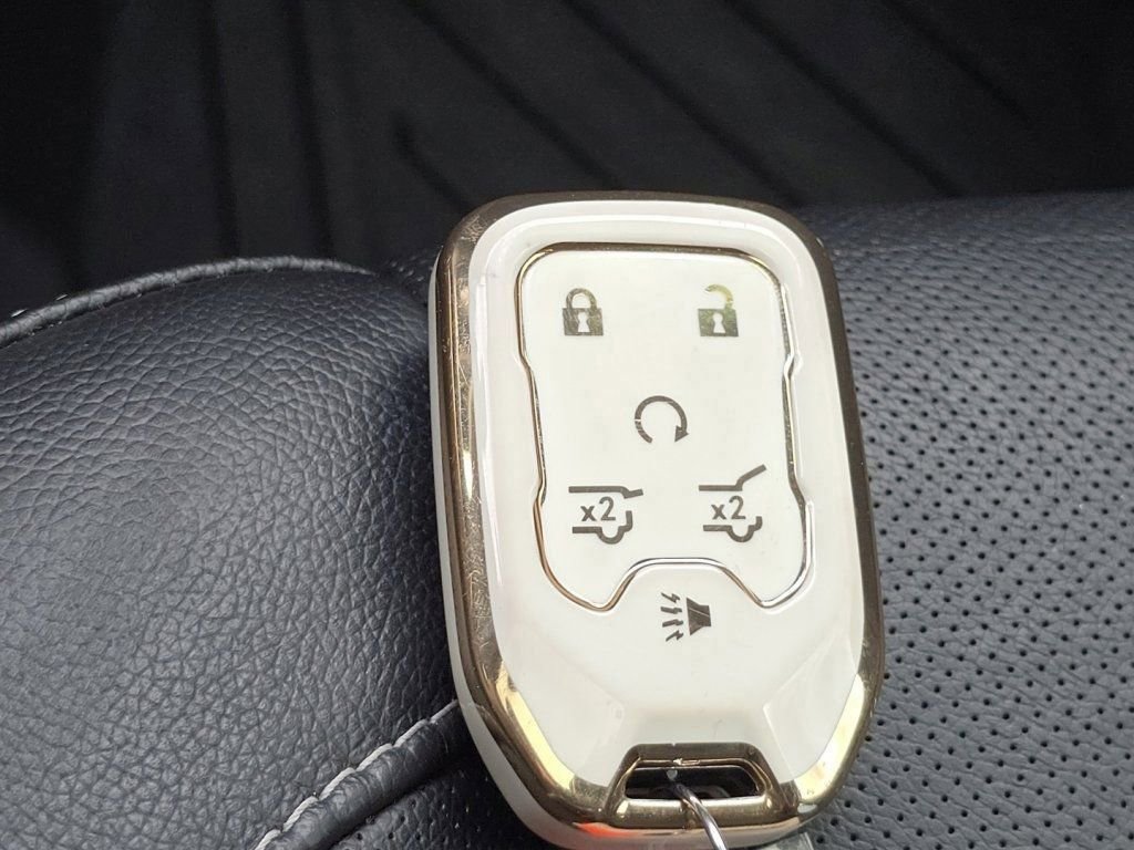 Used 2020 Chevrolet Suburban Premier AWD/4WD image 39