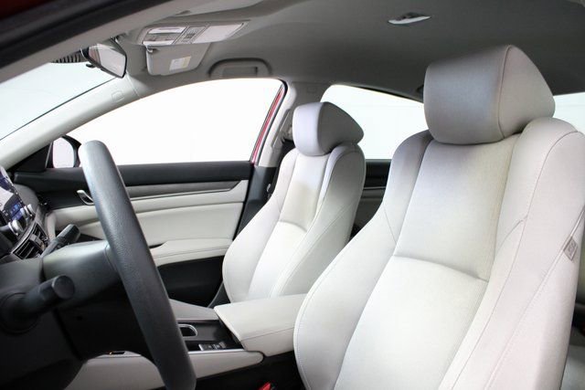 Used 2022 Honda Accord LX image 11