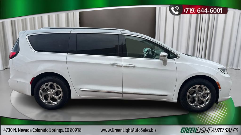Used 2021 Chrysler Pacifica Limited w/ Premium & Safety Sphere Group AWD/4WD image 6