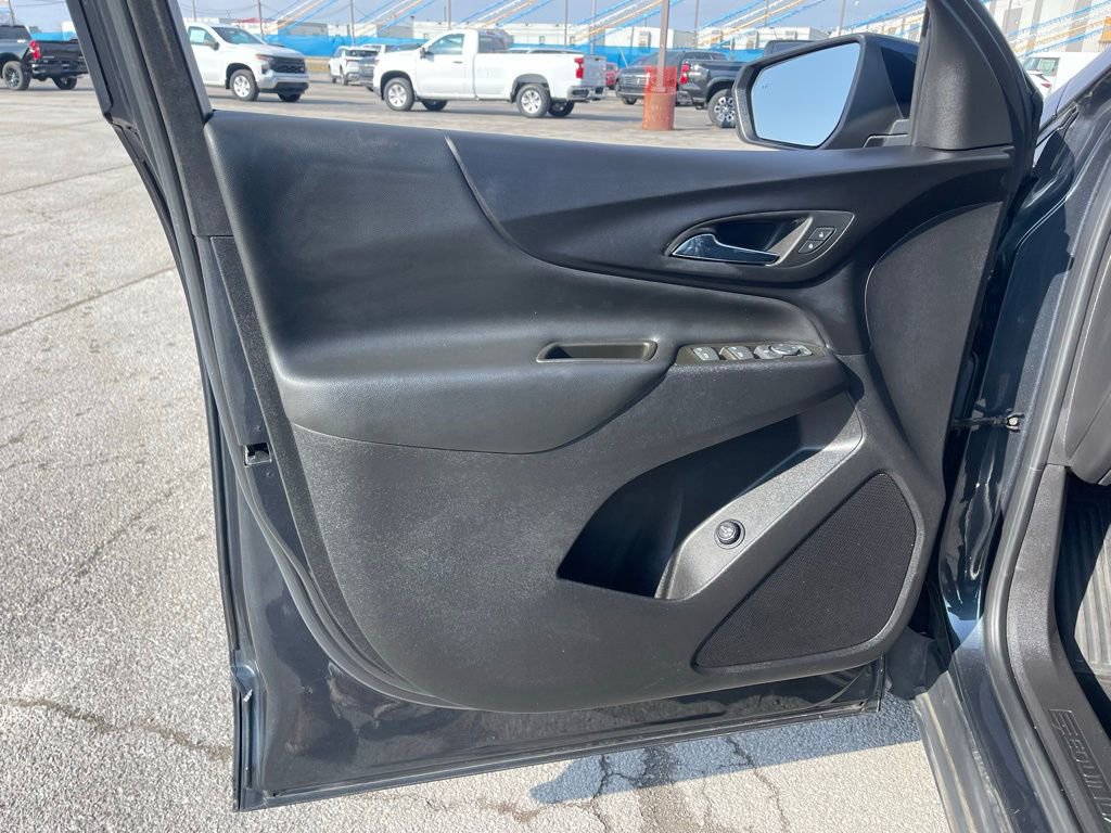 Used 2023 Chevrolet Equinox LT image 14
