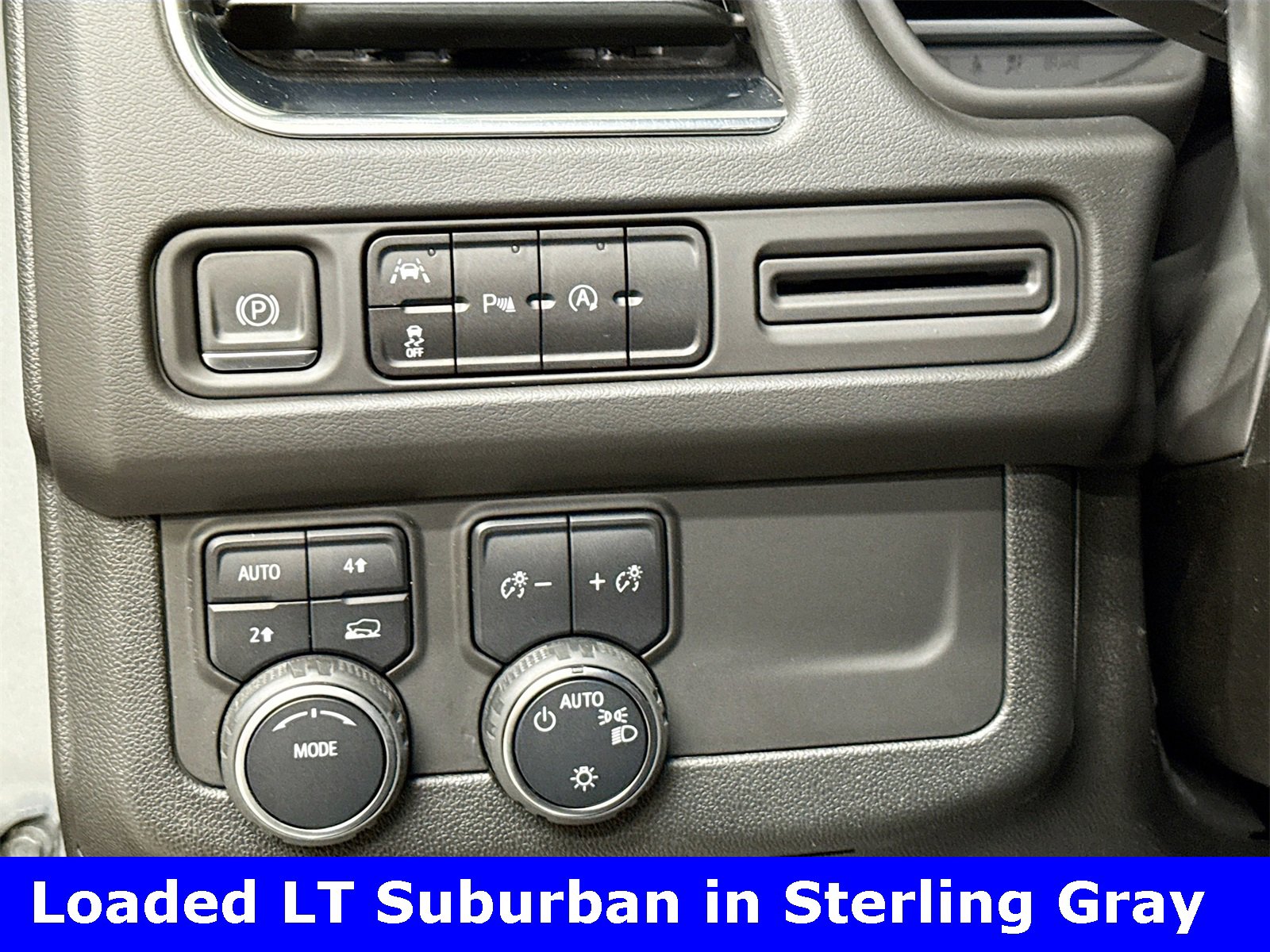 Used 2023 Chevrolet Suburban LT image 10