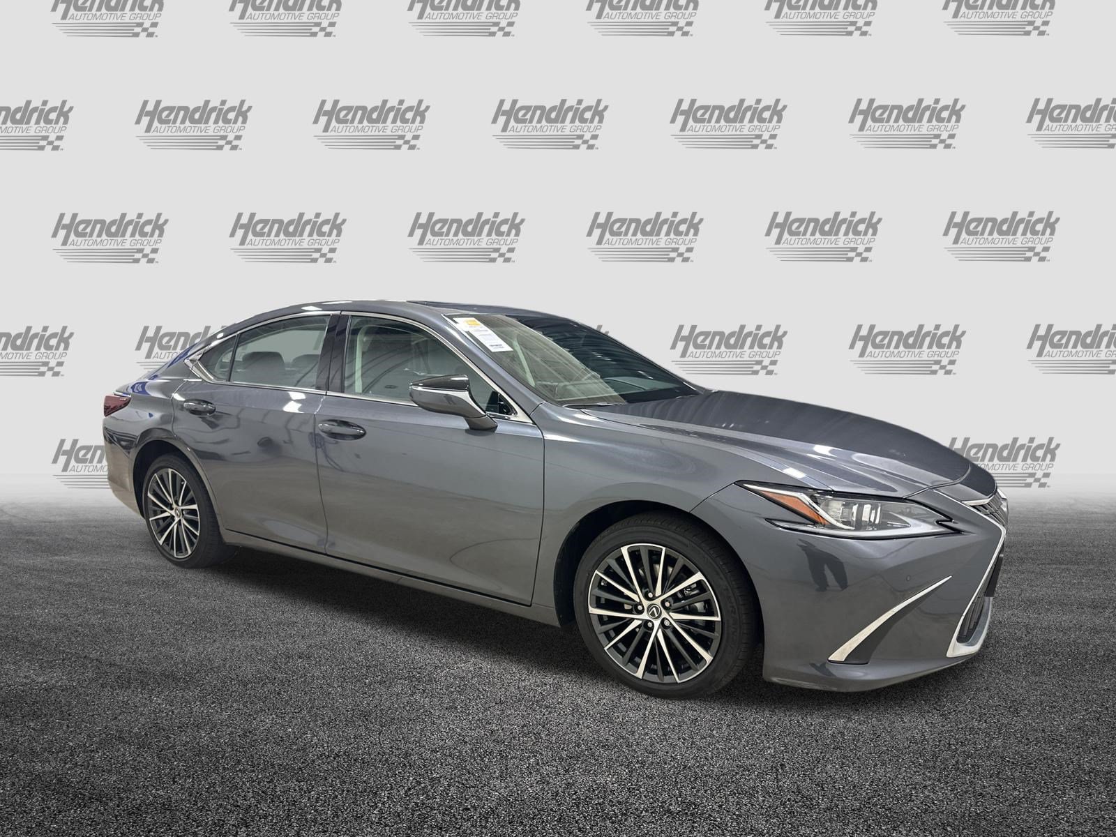 Certified 2024 Lexus ES 250 w/ Premium Package AWD/4WD image 2
