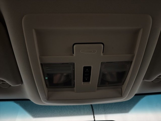 Used 2010 Dodge Nitro SE image 24