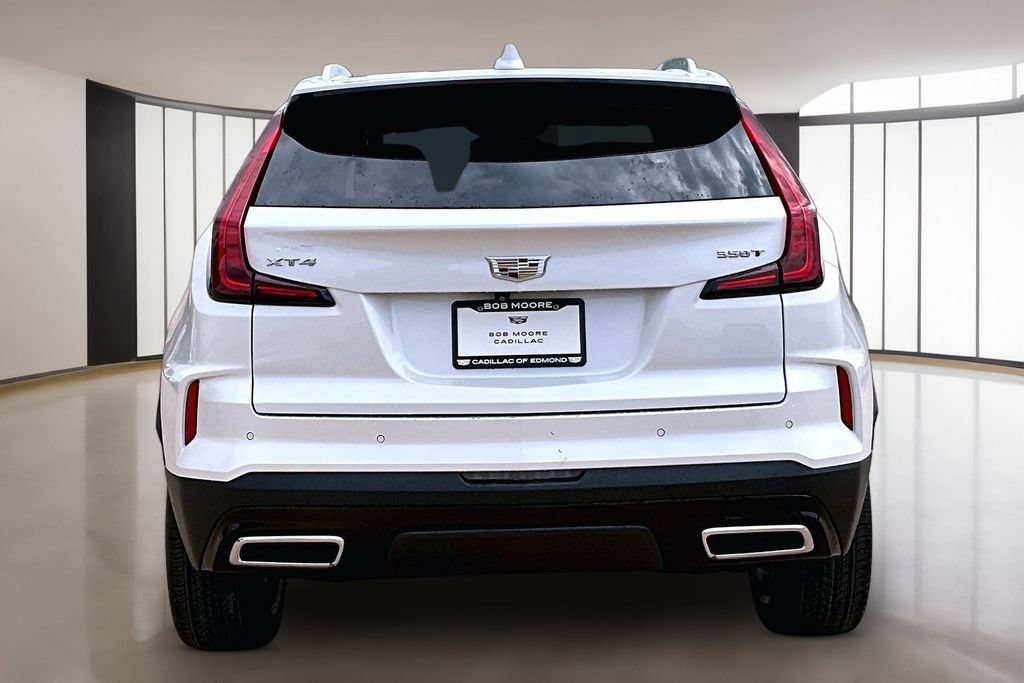 Used 2024 Cadillac XT4 Premium Luxury FWD image 4