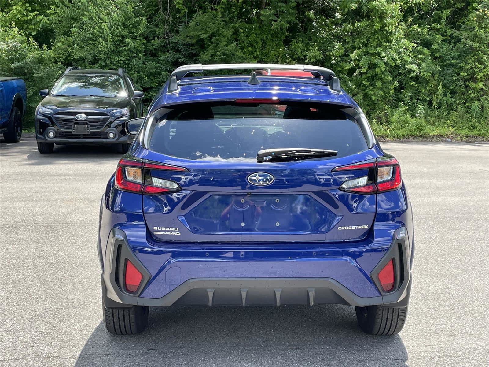 Used 2024 Subaru Crosstrek 2.5i Limited AWD/4WD image 4