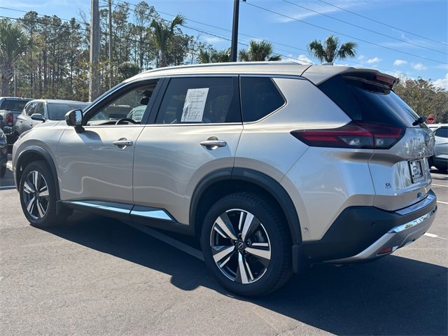 Used 2022 Nissan Rogue Platinum w/ Head-Up Display Package image 4