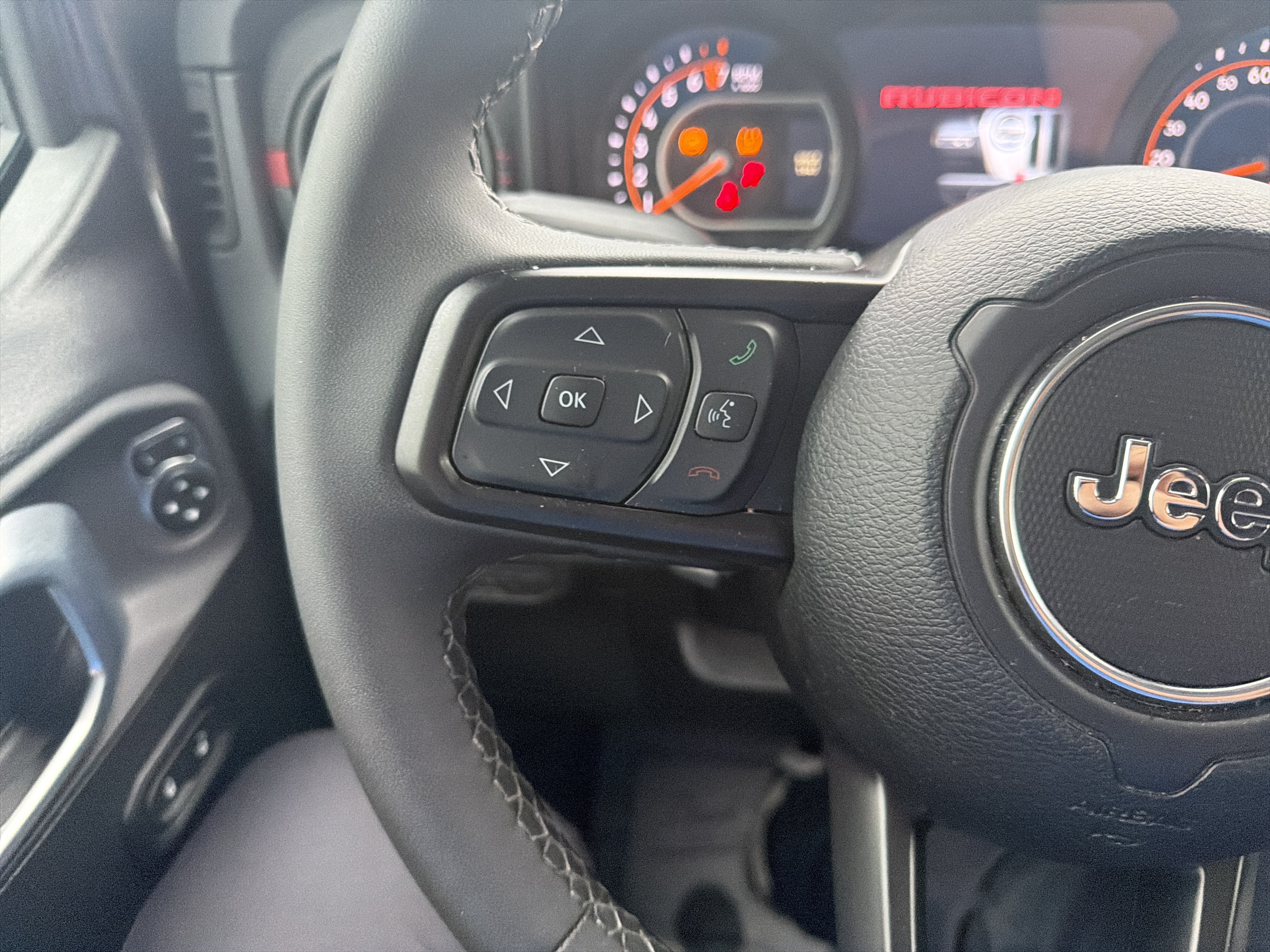 Used 2026 Jeep Gladiator Rubicon AWD/4WD image 18