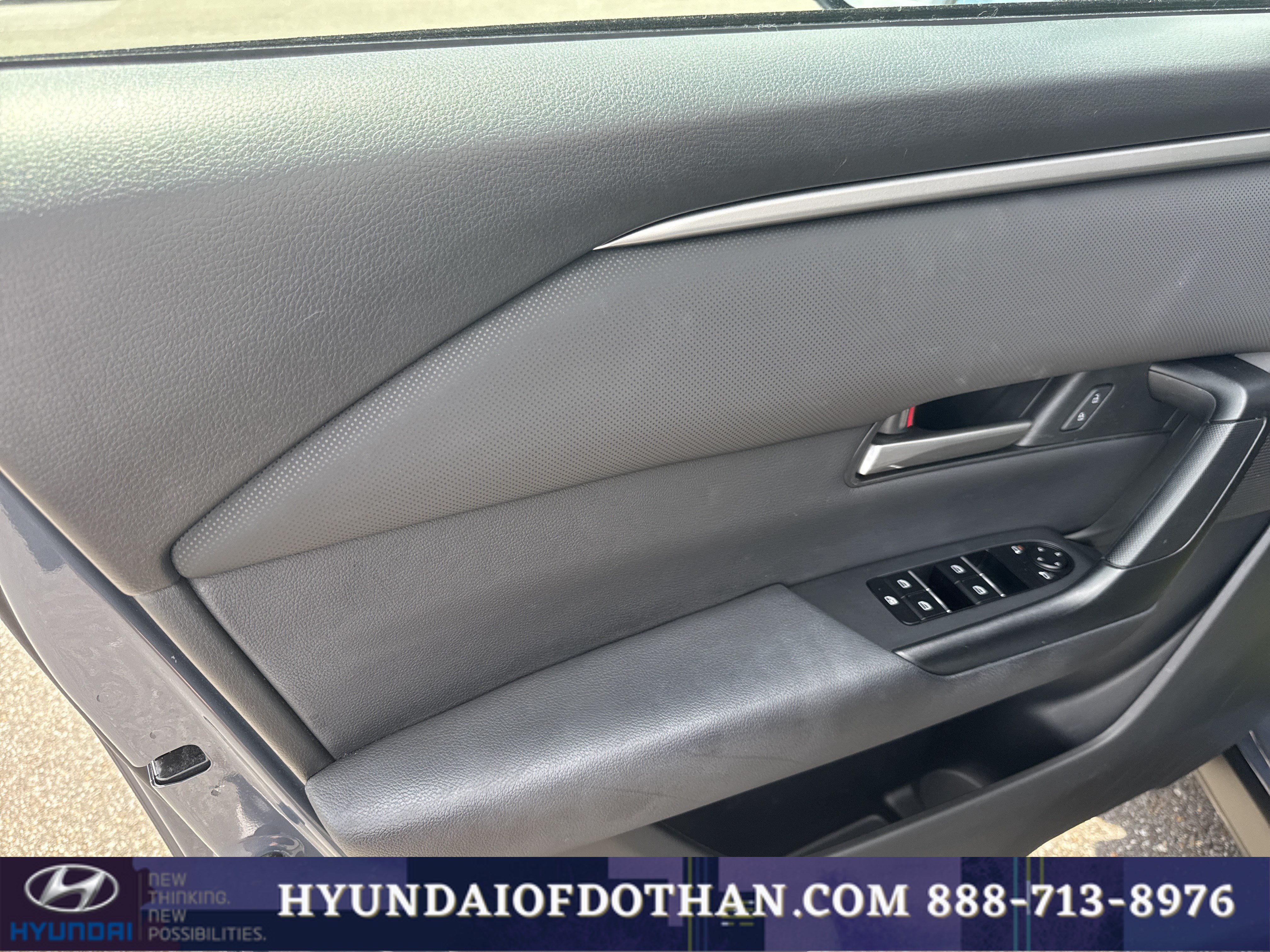 Used 2024 MAZDA CX-50 AWD 2.5 S w/ Premium Package image 7