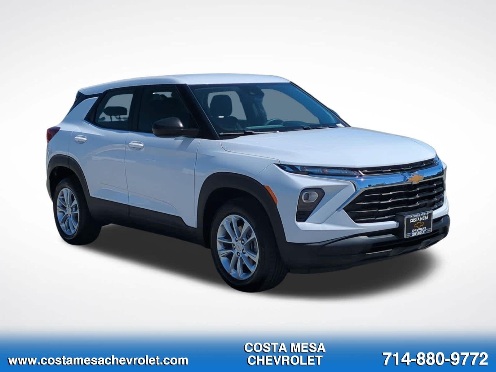 Used 2024 Chevrolet TrailBlazer LS FWD image 3