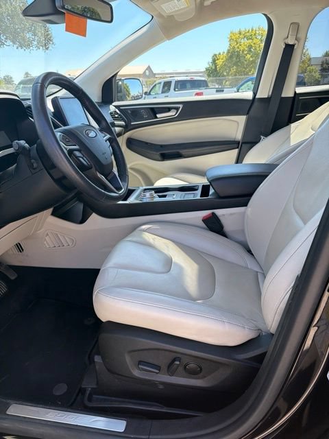 Used 2022 Ford Edge Titanium AWD/4WD image 6