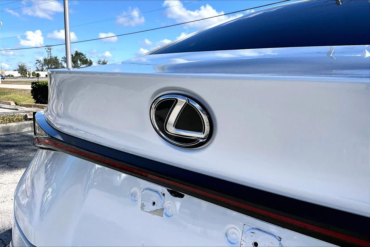 Used 2025 Lexus IS 300 w/ Premium Package RWD image 31