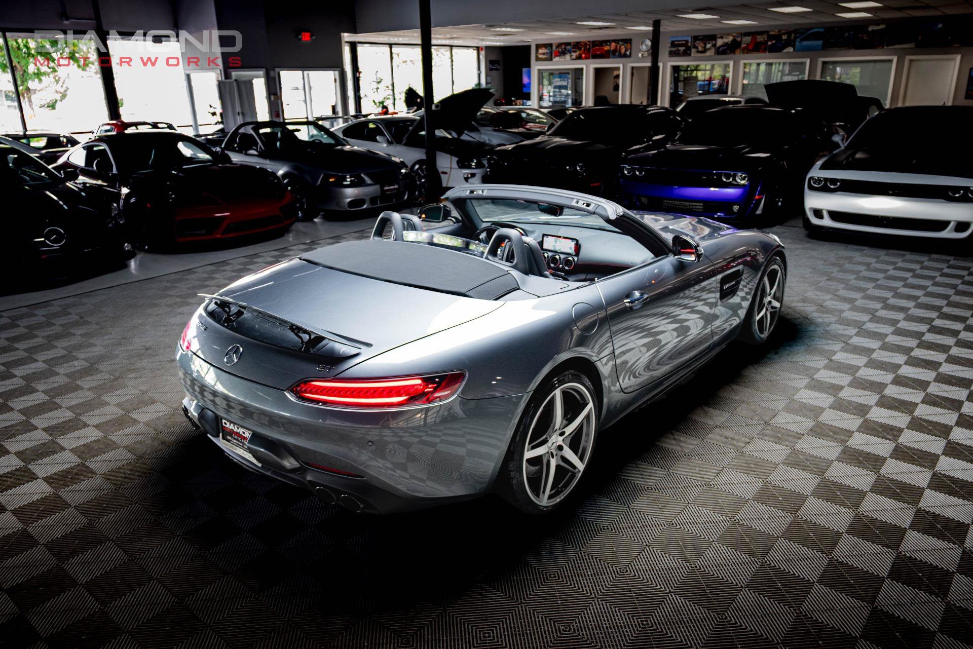 Used 2020 Mercedes-Benz AMG GT Roadster image 3