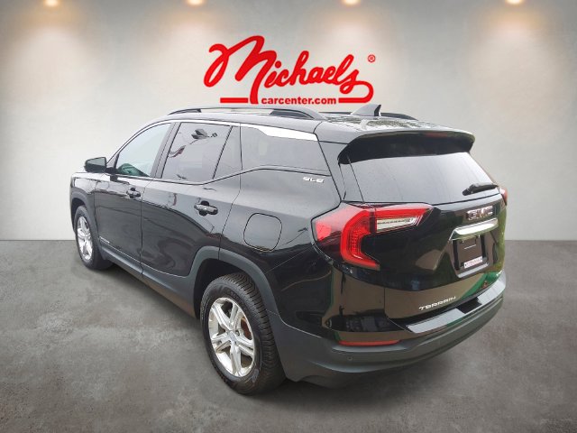 Used 2023 GMC Terrain SLE w/ Driver Convenience Package AWD/4WD image 4