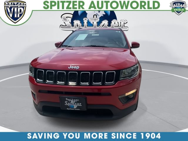 Used 2019 Jeep Compass Latitude w/ Popular Equipment Group AWD/4WD image 3