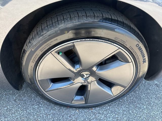 Used 2023 Tesla Model 3 Standard Range RWD image 9