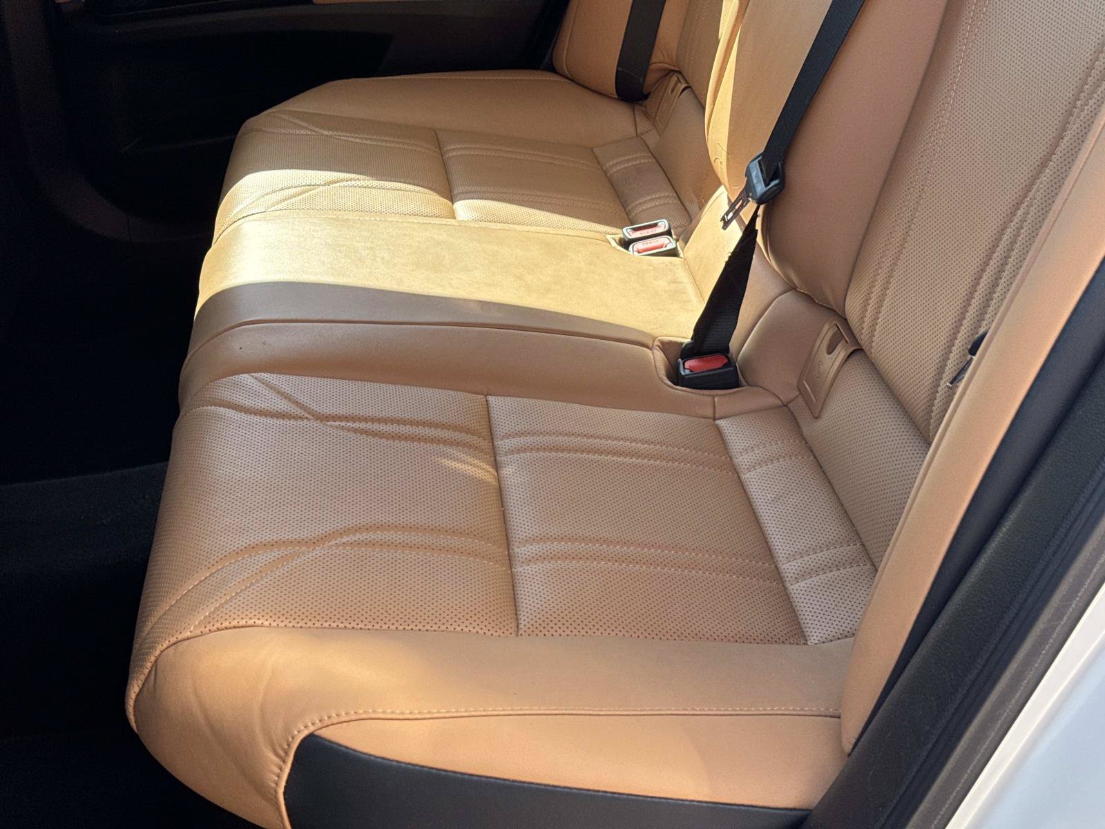 Used 2024 Lexus ES 300h w/ Technology Package FWD image 18