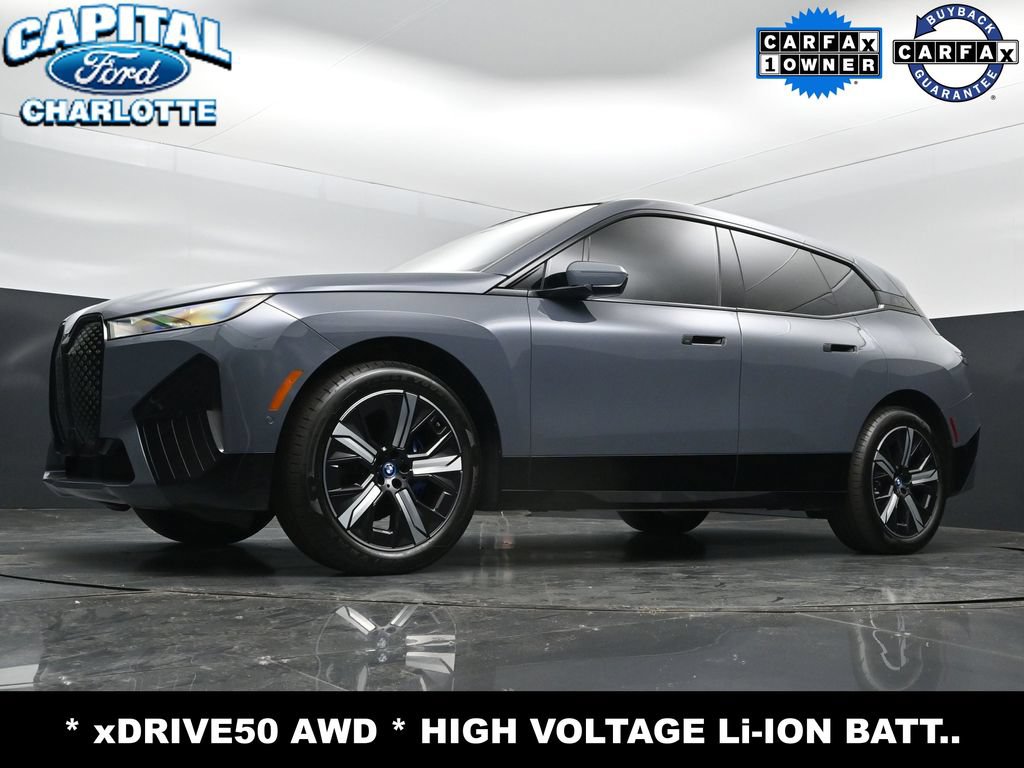 Used 2023 BMW iX xDrive50 w/ Sport Package AWD/4WD image 22