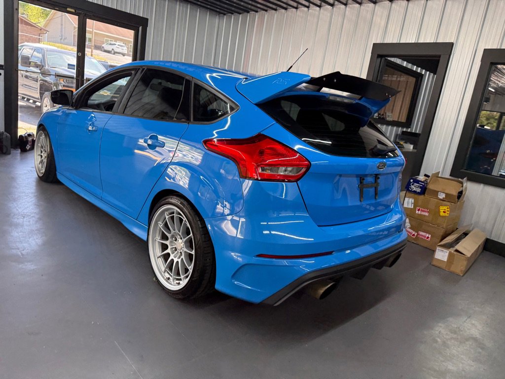 Used 2017 Ford Focus RS AWD/4WD image 13