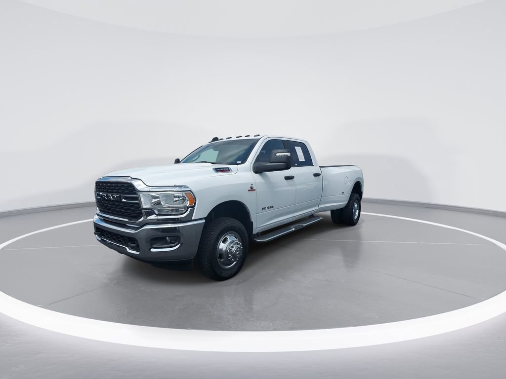 Used 2023 RAM 3500 Big Horn w/ Level 1 Equipment Group AWD/4WD image 4