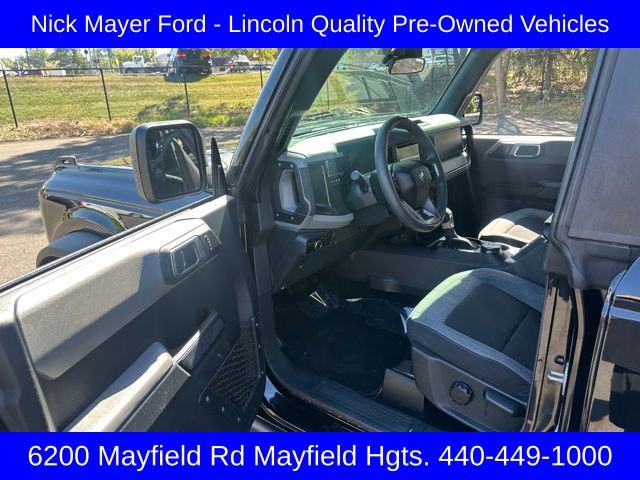 Used 2023 Ford Bronco Base w/ Sasquatch Package image 13