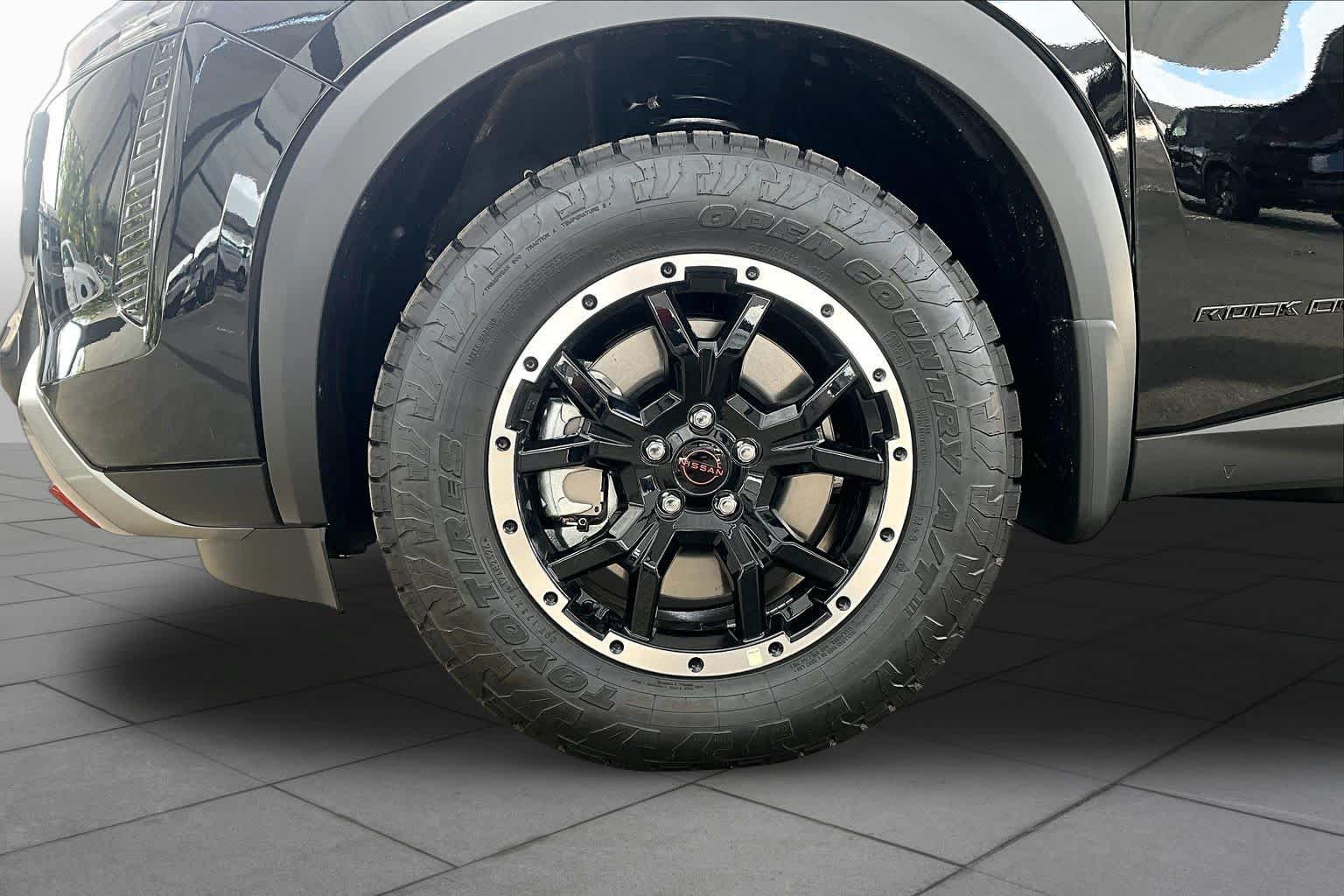 New 2026 Nissan Pathfinder Rock Creek w/ Rock Creek Premium Package AWD/4WD image 9