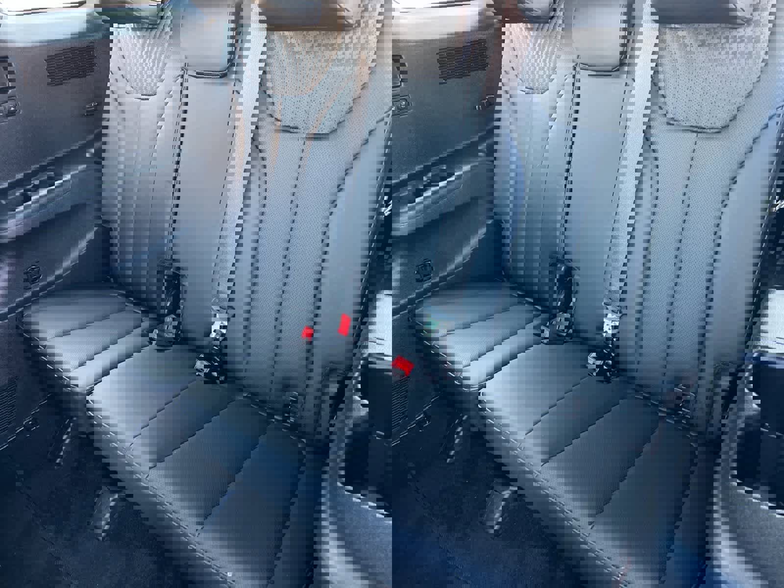 Used 2023 Hyundai Palisade Calligraphy image 16