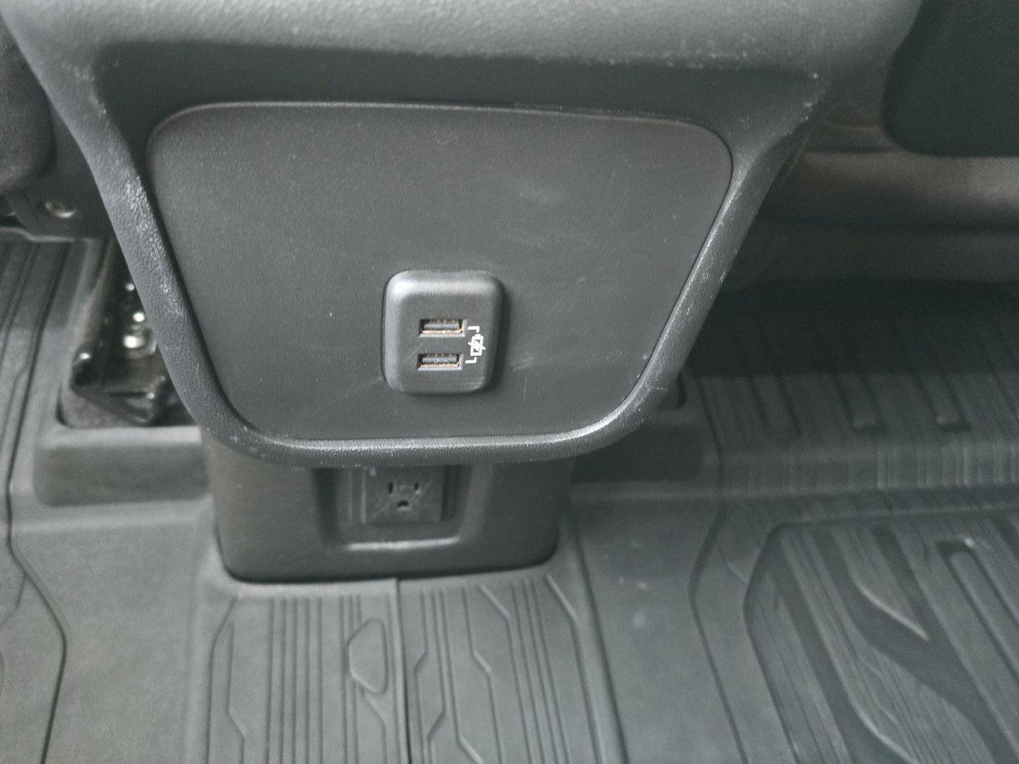 Used 2020 GMC Terrain SLE w/ Driver Convenience Package image 10