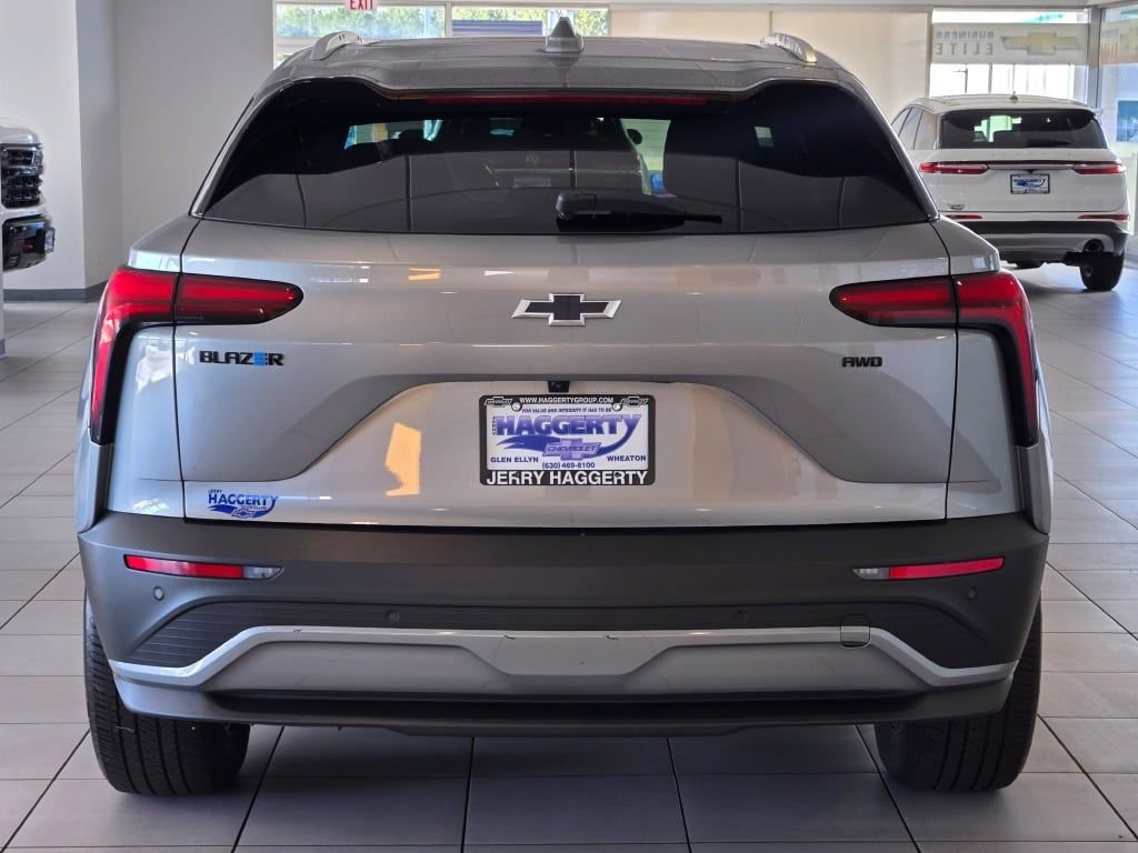 Certified 2024 Chevrolet Blazer EV LT AWD/4WD image 11