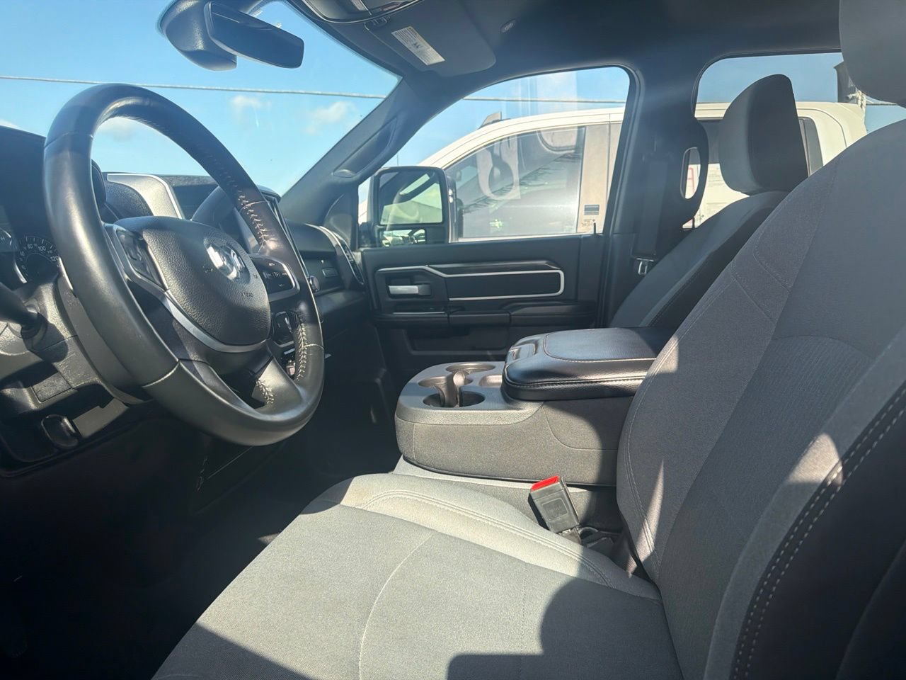 Used 2024 RAM 2500 Big Horn AWD/4WD image 8
