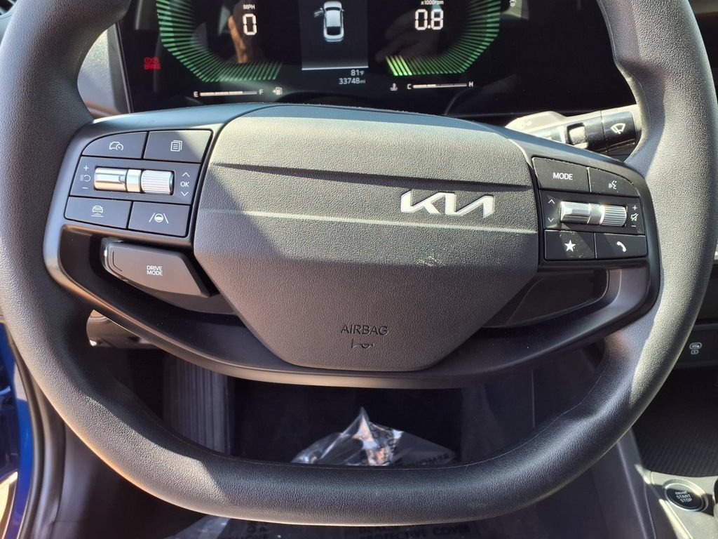 Used 2025 Kia K4 FWD image 15