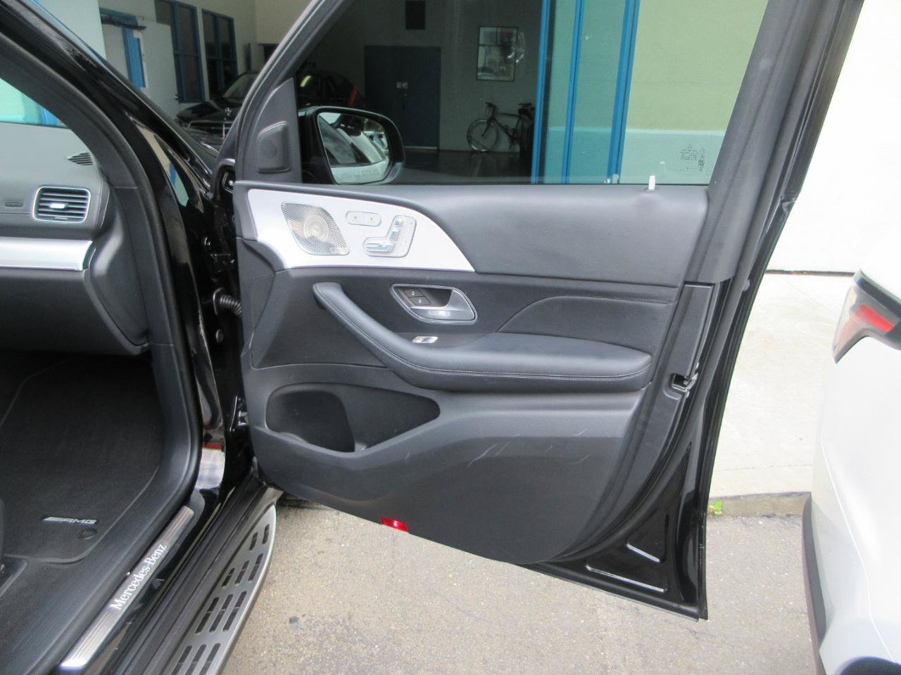 Used 2024 Mercedes-Benz GLS 450 4MATIC w/ AMG Line Exterior image 20